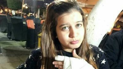 الطفلة جنا عمرو تتعرض لكسر في اليد