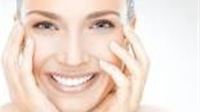 قناع البيض والزبادي للحصول على بشرة نضرة دون ماكياج