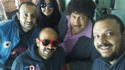 هاني رمزي يظهر بلوك ساخر في فيلم «قسطى بيوجعنى»