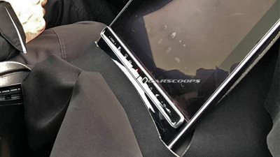 تعرف على التصميم الداخلي لسيارة S-Class