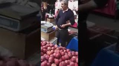 رد فعل أب على عودة ابنه بعد طول غياب (فيديو)