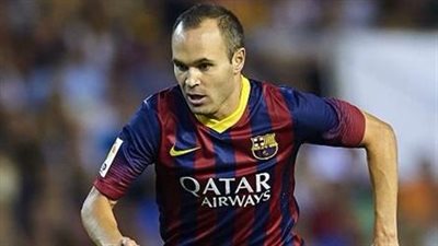 «إنييستا» توقع وداع برشلونة لدوري الأبطال