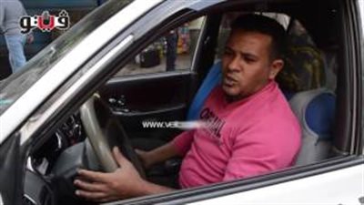 بالفيديو.. سائقو التاكسي الأبيض بعد رفع التعريفة: «الناس مش راضية تركب»