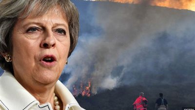 نار «سادلوورث» تحرق بريطانيا (فيديو وصور)