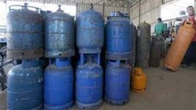 الرقابة الإدارية تطمئن على انتظام العمل بمستودع بوتاجاز في عابدين