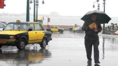 سقوط أمطار غزيرة على الإسكندرية واستمرار غلق بوغازي