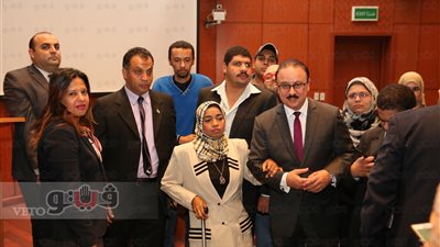 وزير الاتصالات يكرم 15 شركة بمسابقة «تمكين»