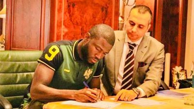 رسميا.. المقاصة يتعاقد مع النيجيري موسيس 4 مواسم 