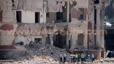 النيابة تكلف الخبراء الهندسيين بفحص أضرار تفجير القنصلية الإيطالية