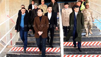 مدبولي يصعد للطابق الـ 16 بالبرج الأيقوني فى العاصمة الإدارية