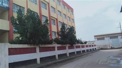 رفع تراكمات المياه حول المدارس والمعاهد استعدادا للامتحانات بالبحيرة