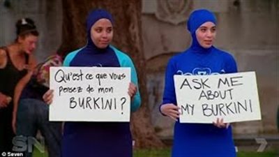 بالفيديو والصور.. مسلمة أسترالية تتحدى «البوركيني» في فرنسا