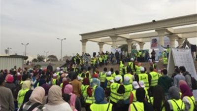 هيثم الحاج يكرم الشباب المتطوعين في معرض الكتاب (صور)