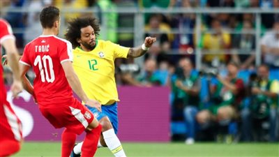 خروج اضطراري للمدافع البرازيلي مارسيلو في لقاء صربيا