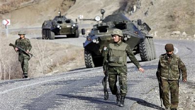 قتلى وجرحى بالجيش التركي في هجوم على الحدود العراقية