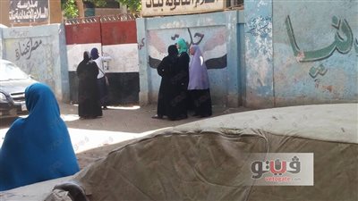 بالصور.. السماح لطالبة بدخول اللجان بعد بدء الامتحان بالعياط