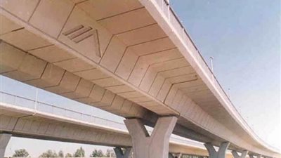 غلق كوبرى الكيلو 52 بطريق القاهرة -الإسماعيلية