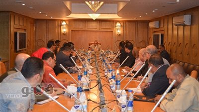 بالصور.. محافظ قنا يقرر تنفيذ مشروع جديد لتنمية الثروة الحيوانية