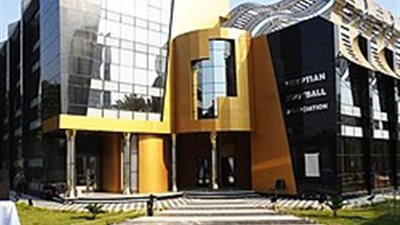 الحنفي حكما للأهلي والإنتاج.. وحمدي للإسماعيلي والنجوم