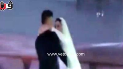 إسلام عيسى يرقص مع عروسه «سلو» في حفل زفافه بالشرقية (فيديو)