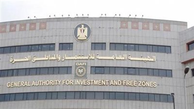 وفد هيئة الاستثمار يتفقد مجمعا جديدا للخدمات ببورسعيد