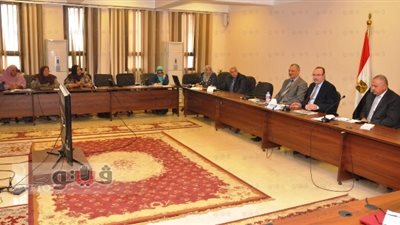 محافظ بني سويف يكلف بإعداد خطة عمل لمواجهة الزيادة السكانية