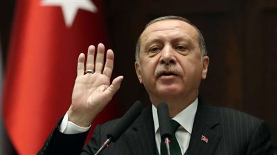 أردوغان يتفق مع حليفه على إنهاء تمديد حالة الطوارئ
