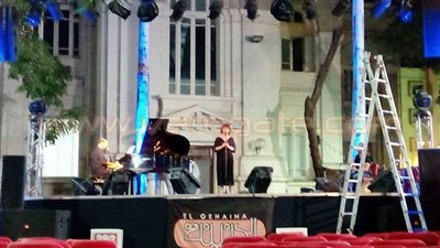 بالصور.. «فيتو» تشارك أميمة خليل بروفات حفلها في القاهرة