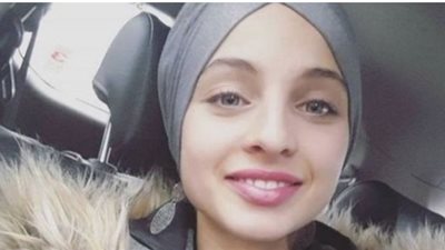 انسحاب أول محجبة من «ذا فويس» الفرنسي بسبب تعليقات عن الإرهاب