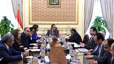 «الإصلاح الإداري» ترفض تطبيق دراسة تقليص عدد أيام العمل الأسبوعي