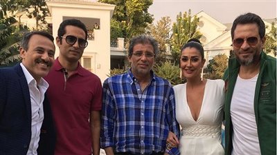 غادة عبد الرازق تنشر صورة جديدة من كواليس «كارما»