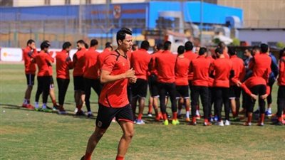 تدريبات استشفائية للاعبي الأهلي بمعسكر إسبانيا