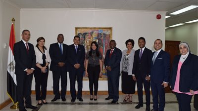 وزيرة السياحة تناقش مقترحات «شيفات الفنادق» لتطوير الخدمة (صور)