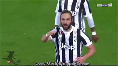 يوفنتوس يتصدر قمة الدوري مؤقتا بثنائية أمام فيورنتينا (فيديو)