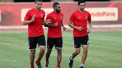 نجيب وعاشور وسعد سمير يواصلون التدريبات التأهيلية في الأهلي