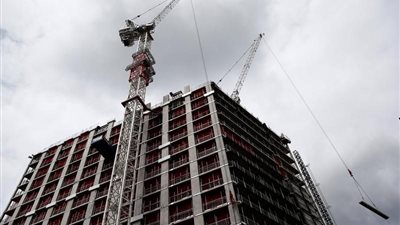 معهد الإحصاء: هبوط حاد لإنتاج قطاع البناء البريطاني في مايو