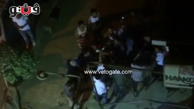 بالفيديو.. إصابة شخصين في مشاجرة بين تجار مخدرات بإمبابة