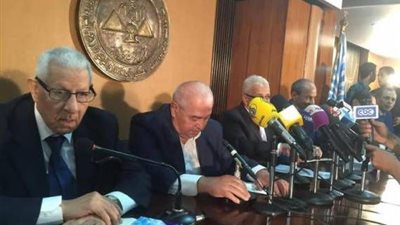 أيمن عبد التواب يكتب: إسقاط «الصحفيين» لصالح مَنْ؟.. بعض الذين حضروا اجتماع «أسرة الأهرام» تم طردهم من النقابة عقب سقوط نظام «مبارك» فبأي وجه يتصدرون المشهد الآن؟ وأي 