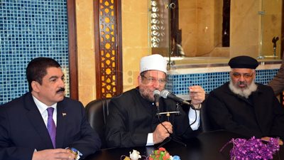 محافظ القليوبية: الأنبا سوريال طلب الإذن لدخول مسجد الخصوص