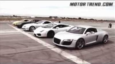 بالفيديو.. سباق بين أغلى سيارات العالم