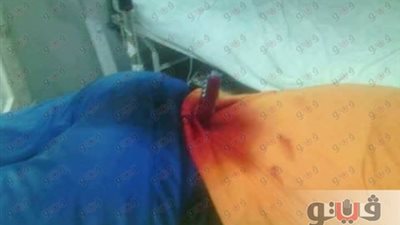 شاهد.. رجل يطعن طفلا بسكين في ظهره بالمغرب