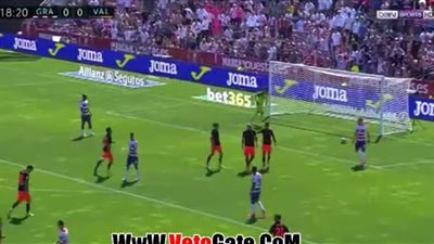 بالفيديو.. «فالنسيا» يفوز بثلاثية في شباك غرناطة بالليجا