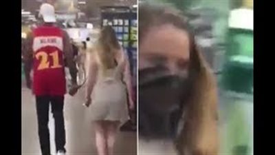 فيديو صادم لرجل يجر امرأة بطوق كلب في سوبر ماركت