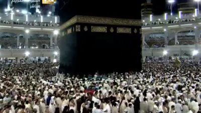 بث مباشر.. صلاة الفجر من الحرم المكى