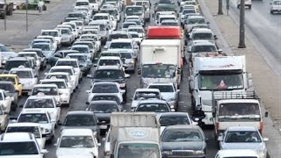 بالفيديو.. كثافة مرورية بكل طرق ومحاور القاهرة