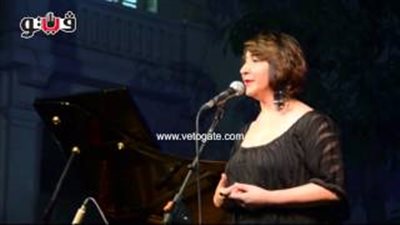 بالفيديو.. أميمة خليل تحكي لجمهور القاهرة قصة «شاب وصبية»