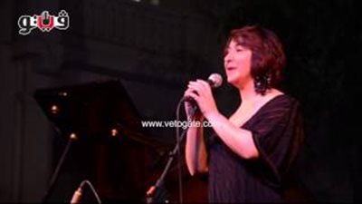 بالفيديو.. جمهور القاهرة يغني 