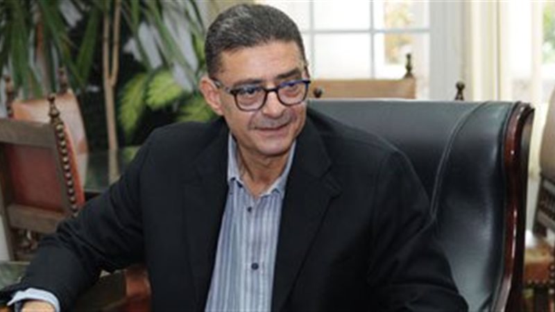 محمود طاهر رئيس النادى