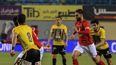 60 دقيقة.. السولية يتقدم للأهلي بهدف أمام الإنتاج