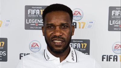 أوكوشا يحذر منتخب نيجيريا من ثنائي جنوب أفريقيا